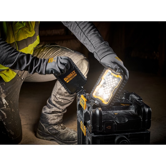 TOUGHSYSTEM 2.0 DEWALT platforma kofera-3